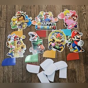 .............NIB Mario Brothers Table center pieces 7 qty